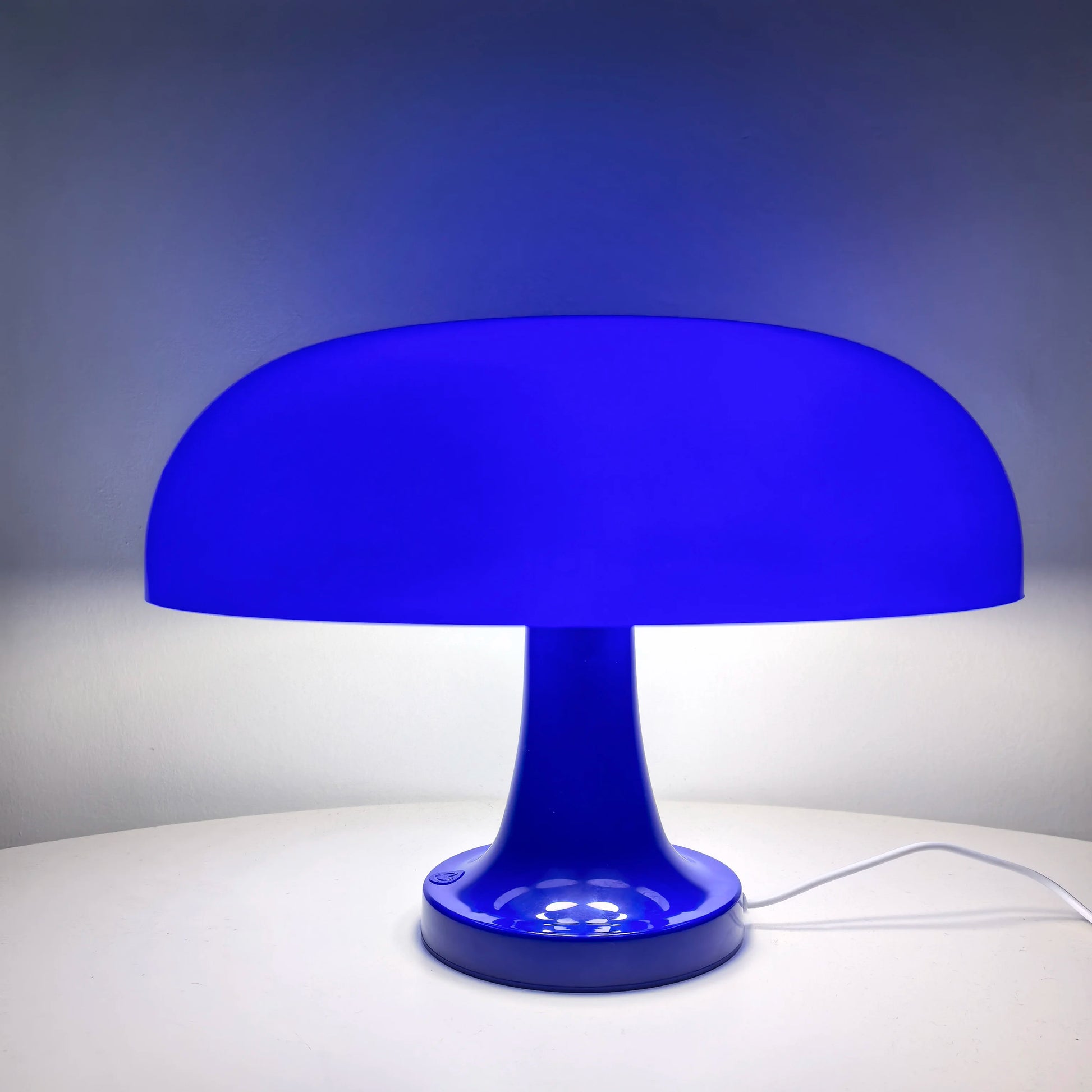 Modern Bauhaus Mushroom Table Lamp – Danish Designer Style
