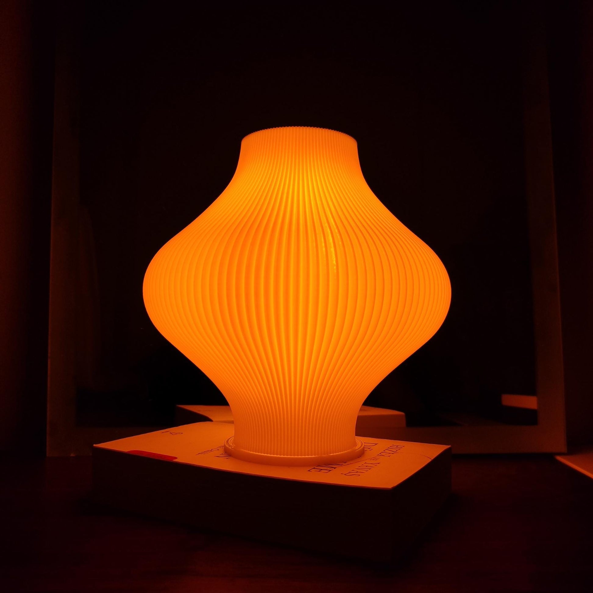Modern Aestethic Table Mushroom Lamp